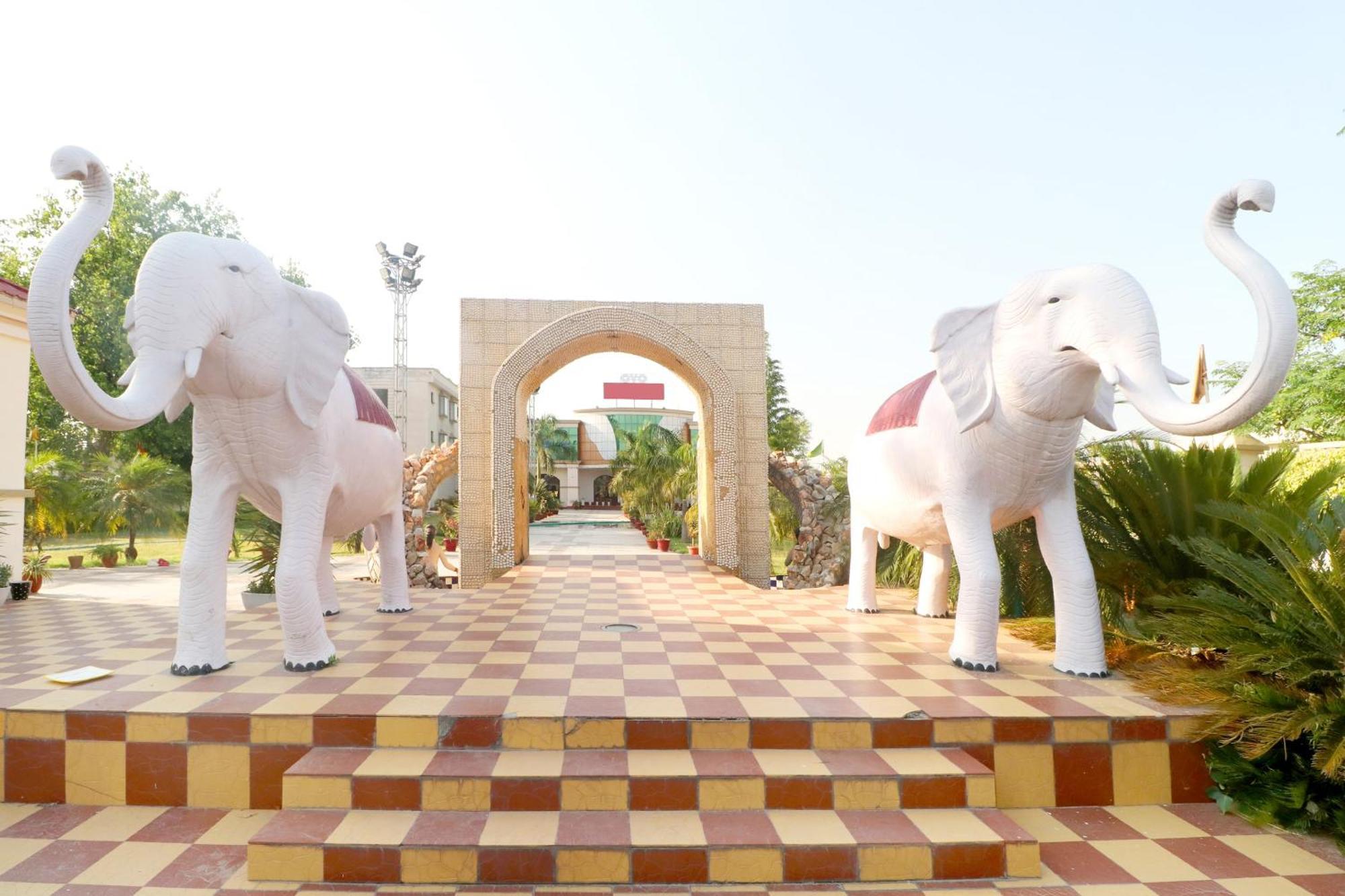 Hotel O Sangam Resort Shāhpur Exterior foto